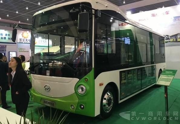 采用全铝车身的海格KLQ6762GEV纯电动客车.jpg