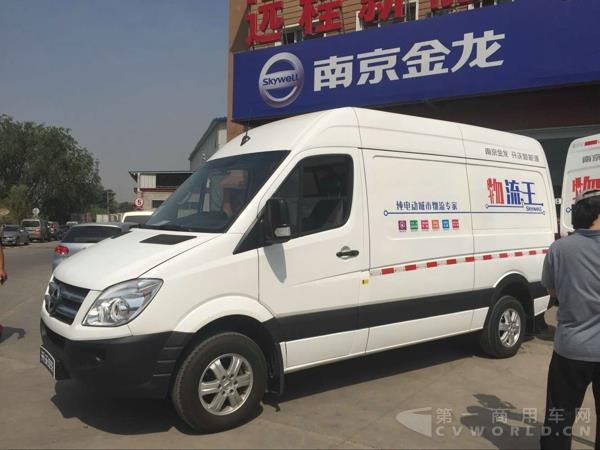 现场展车2.jpg
