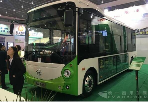 采用全铝车身的海格KLQ6762GEV纯电动客车.jpg