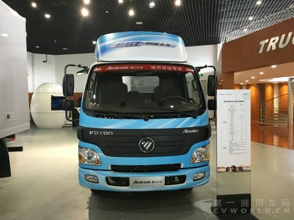 欧马可纯电动物流车.jpg
