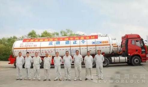 罐车.jpg