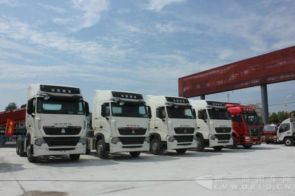 现场展车1.jpg