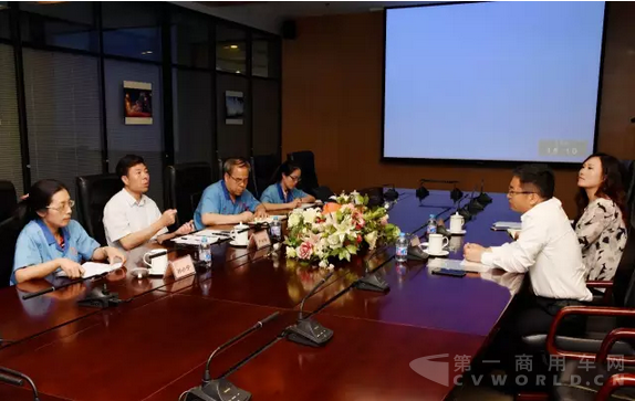 克诺尔公司中国区总经理徐保平莅访法士特.png
