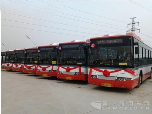 宇通天然气客车.jpg