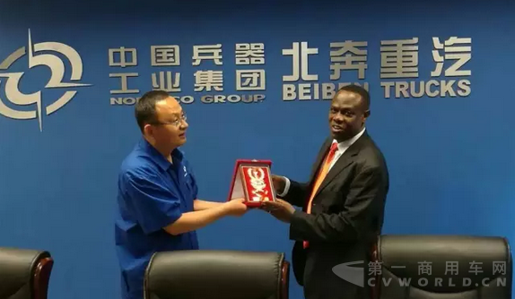 坦桑尼亚高级代表团访问北奔重汽7.png