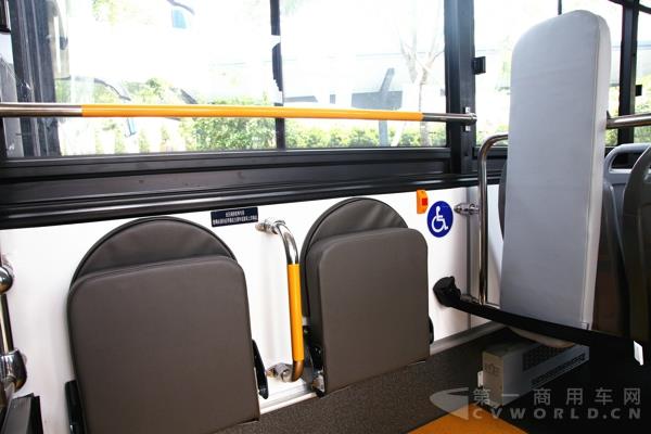 轮椅安防区.jpg