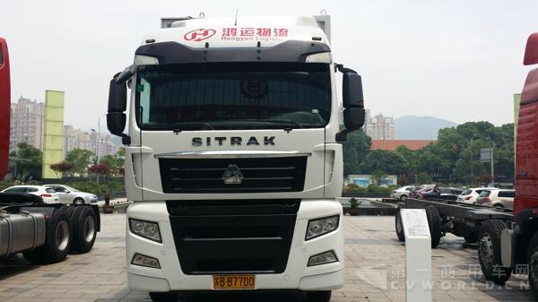 现场展车2.jpg