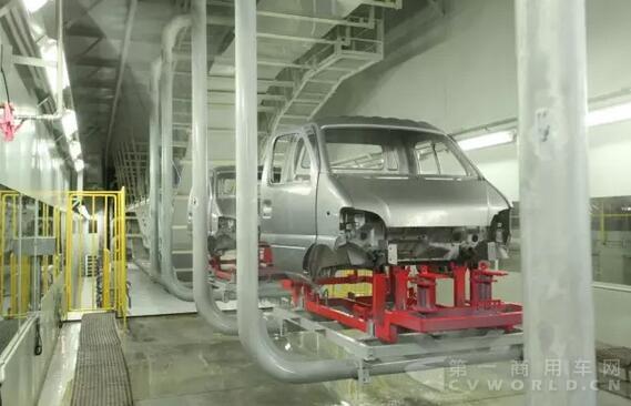 涂装车间：打造精致涂装 “表面工作”不可小视.jpg