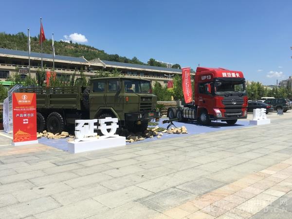 现场展车.jpg