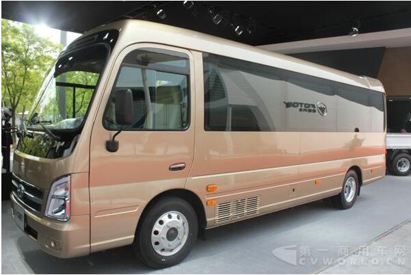 四川现代NEWCOUNTY客车2.jpg