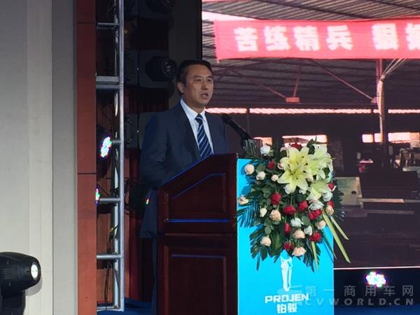大理经济技术开发区党工委副书记、管委会常务副主任李桂根致辞2.jpg