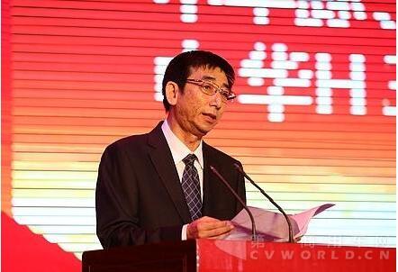 金杯汽车股份有限公司董事王世平先生2.jpg