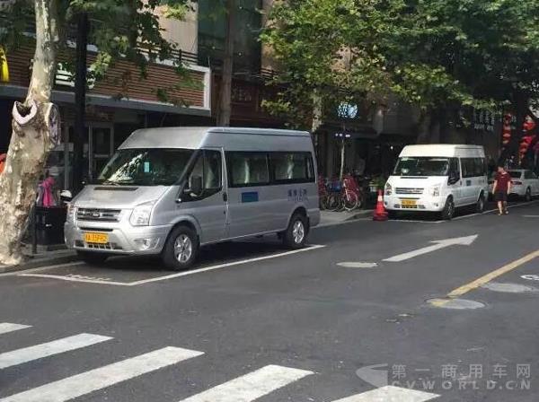 福特全顺.jpg