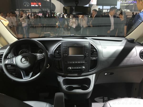 奔驰 New Vito 5.jpg 奔驰 New Vito 5.jpg