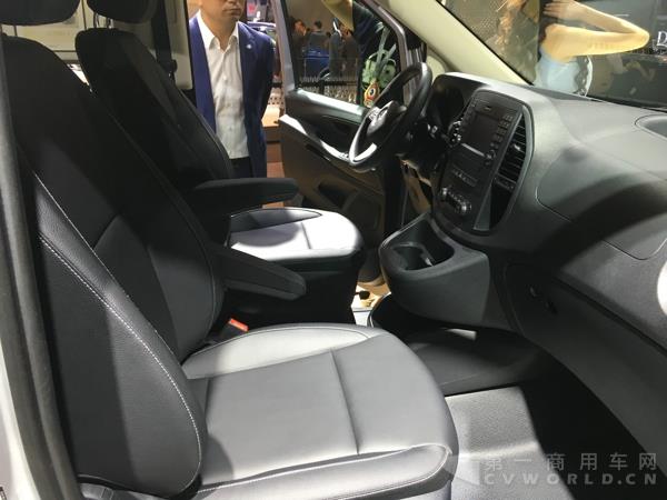 奔驰 New Vito 7.jpg 奔驰 New Vito 7.jpg