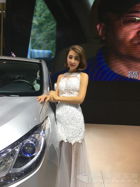 成都车展美女欣赏 7.jpg