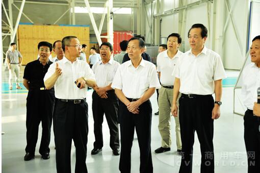 中国重汽.jpg