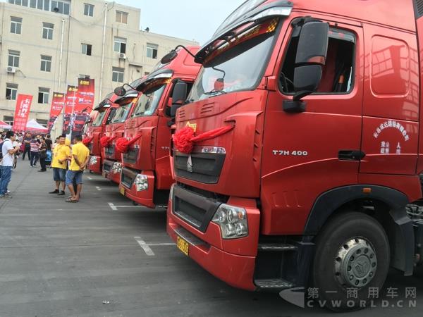 现场展车3.jpg