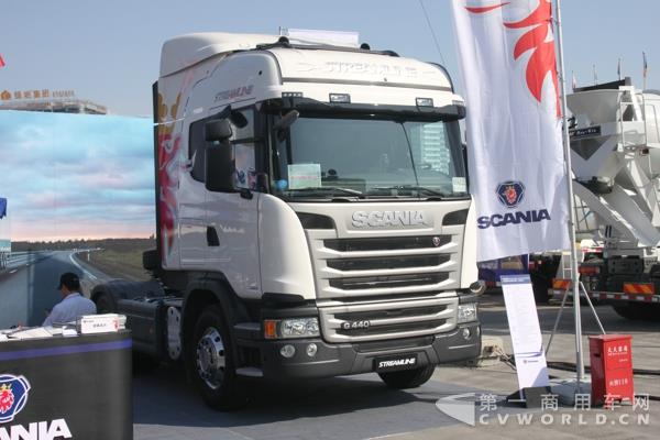 斯堪尼亚 Streamline G440 LA6×2MNA公路牵引车（领先型） (5).jpg