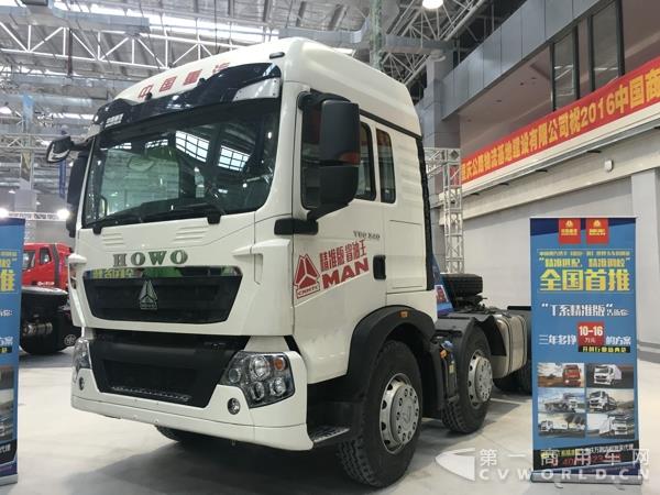 中国重汽T5G牵引车.jpg