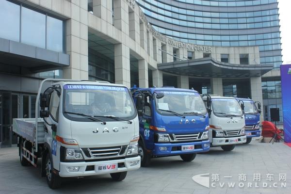 比赛用车 .jpg