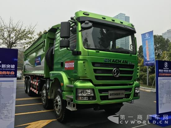 陕汽德龙M3000 8×4渣土车，搭载潍柴WP10.350E53发动机，欧五排放，汉德16吨MAN技术双级铸造桥，速比5.262.jpg