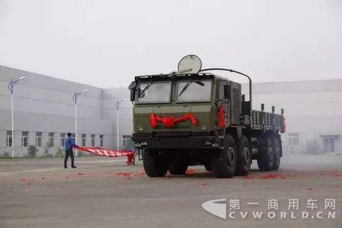 北奔重汽三代军车成功入围3.jpg