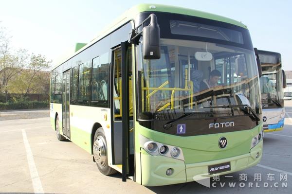 福田欧辉推出bj6851evca 8.5米快充纯电动城市客车.jpg