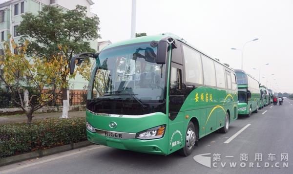 鞍山安顺客运购买的海格客车.jpg