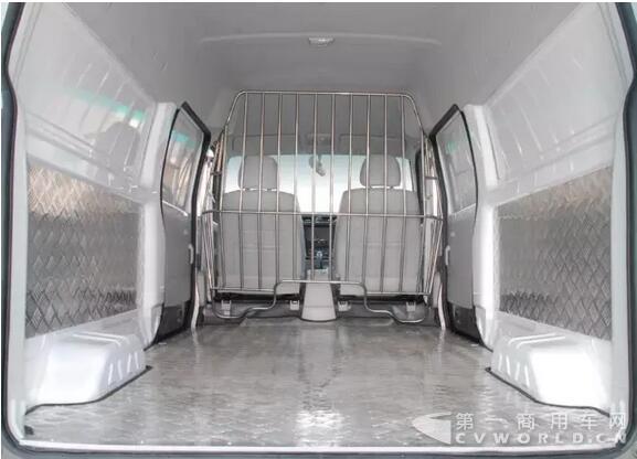中通“蓝迪”系列纯电动物流车6.jpg