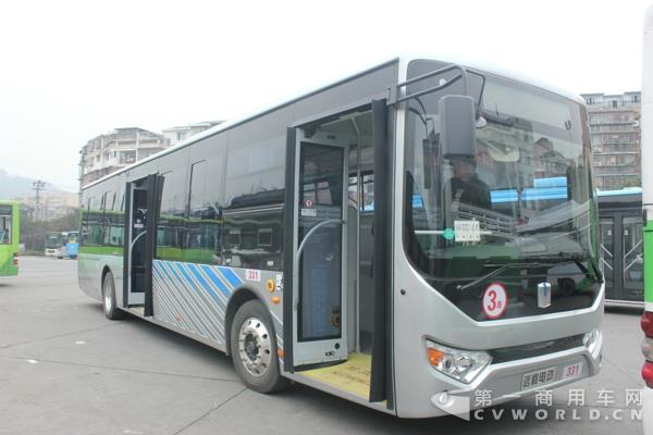 吉利远程纯电动公交客车.jpg