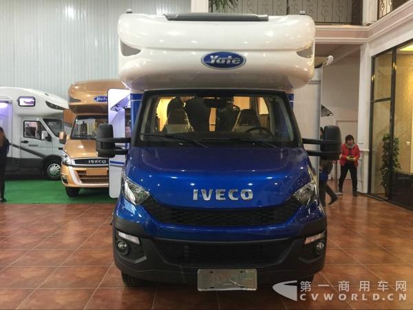 亚特房车.jpg
