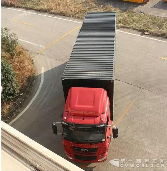 华菱星马 H3.jpg