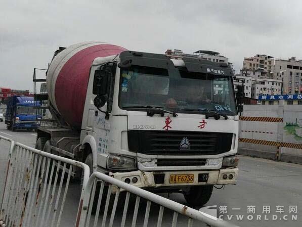 重汽.jpg