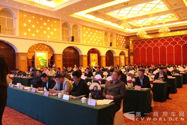 研讨会现场.jpg