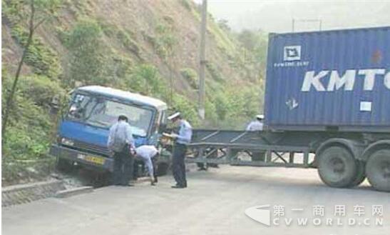 货车.jpg