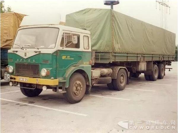 耶尔奇315E卡车.jpg