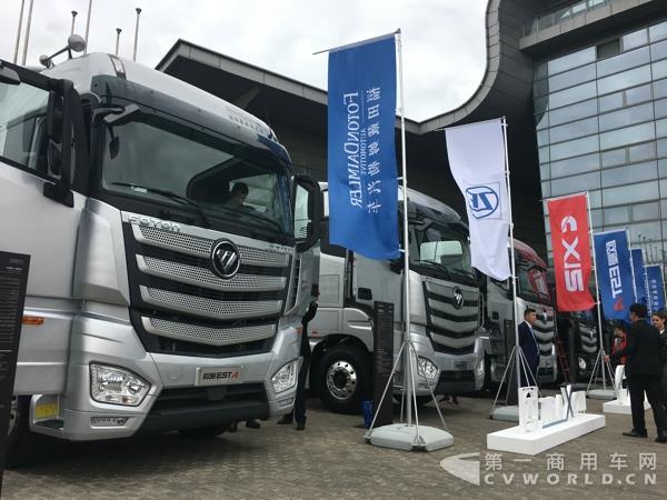 福田欧曼EST超级卡车现场展车9.jpg 福田欧曼EST超级卡车现场展车9.jpg