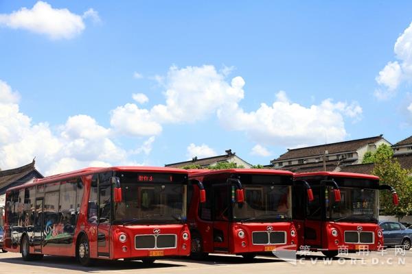 “苏州好行”海格旅游巴士.jpg