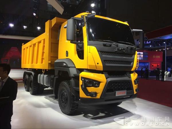 江铃6X4矿用自卸车6.jpg