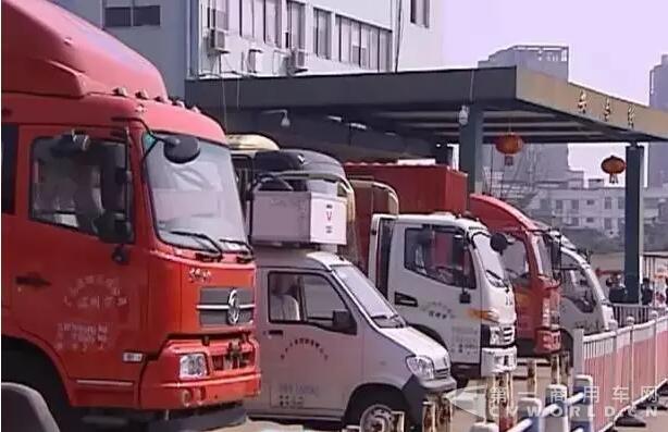 货车检测2.jpg 货车检测2.jpg