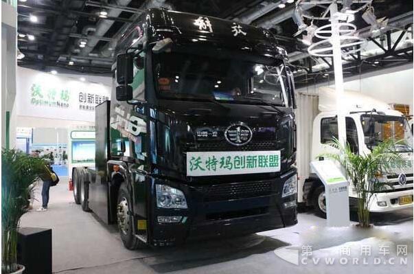纯电动解放JH6牵引车.jpg