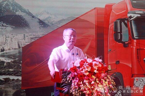 斩获383台订单 中国重汽在四川广受追捧2.jpg