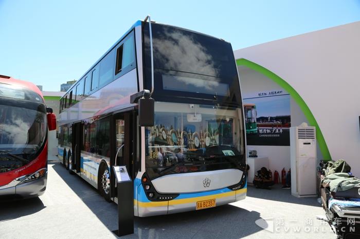 银隆13米纯电动双层城市客车5.jpg