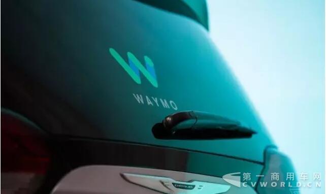 谷歌母公司旗下的Waymo宣布开始测试自动驾驶卡车.jpg
