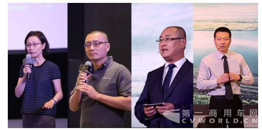 戴姆勒卡客车（中国）有限公司市场部高级经理刘畅女士、售后部高级经理程旭先生、车队管理及创值咨询部高级经理王丹东先生、车队管理及创值咨询部彭杰先生解答嘉宾问题.jpg