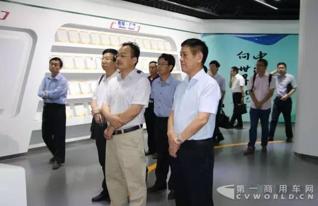 强强联合，中通客车携手中科院共克产业技术难题.jpg