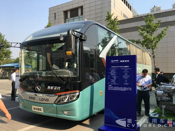 金龙客车.jpg