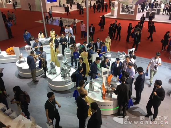 法士特展台2.jpg