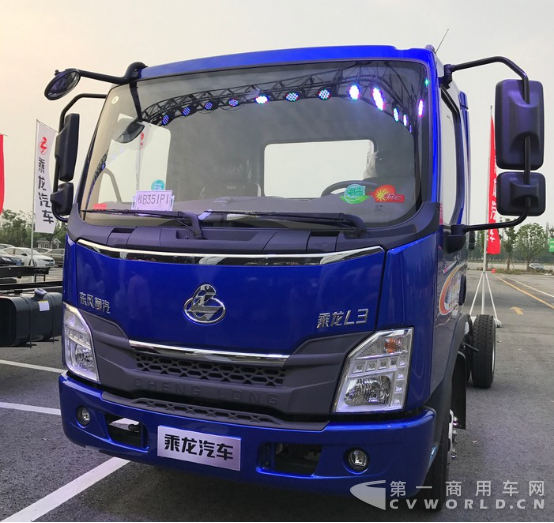 定【L3上市通稿】高品质 大实惠 “城镇物流质惠中卡”乘龙L3全国上市1026.png